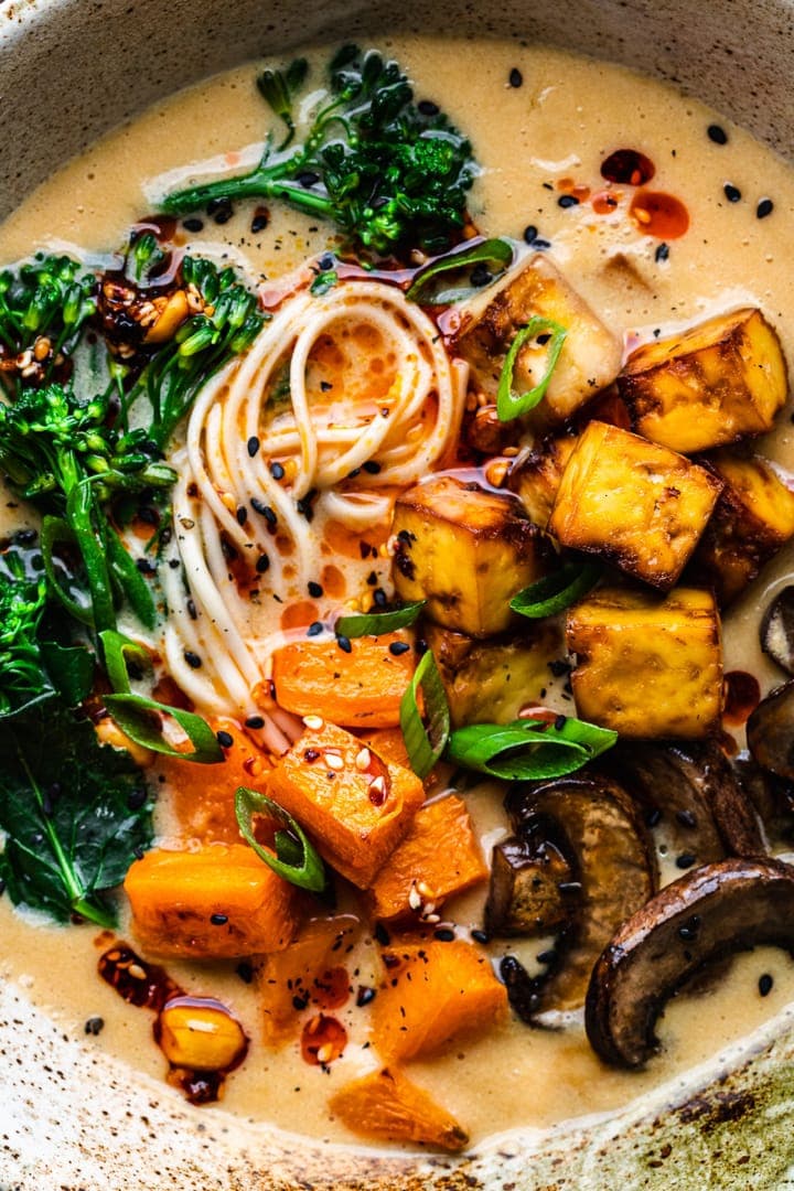 quick-ramen-close-800x1200.jpg